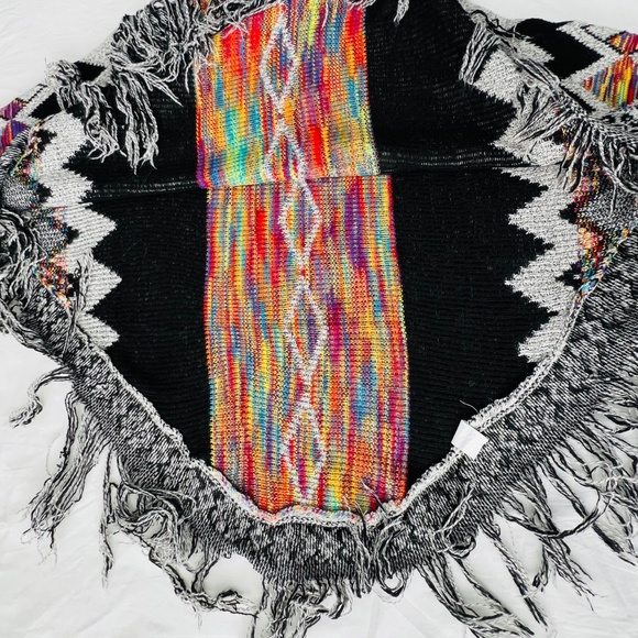 Adora Sweater Poncho with Sleeves, Boho Western Aztec, Women's S/M - Picture 13 of 14